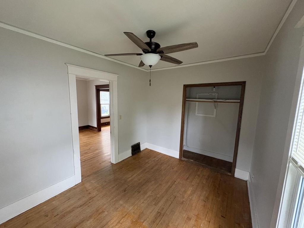 Photo of 843 Vine AVENUE, Oshkosh, WI 54901 (MLS # 50325802)