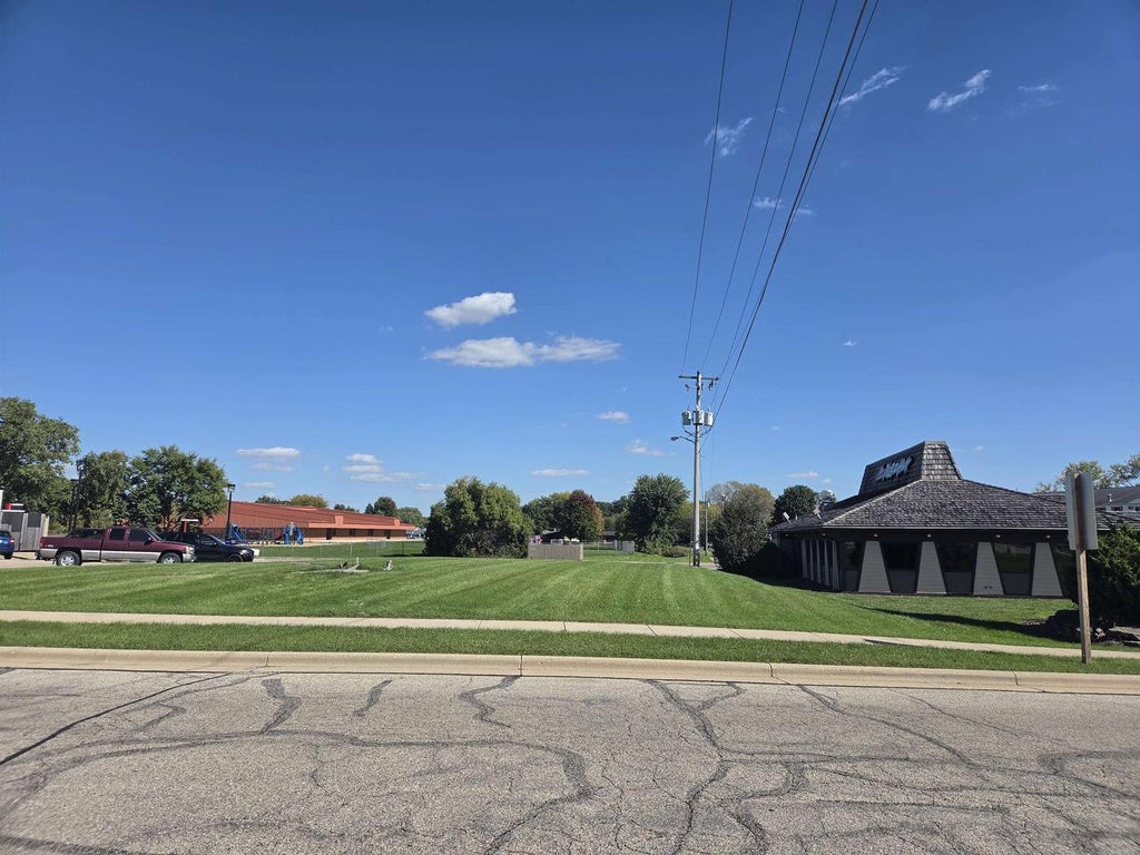 Photo of .42 Ac 8th AVENUE, Monroe, WI 53566 (MLS # 2034058)