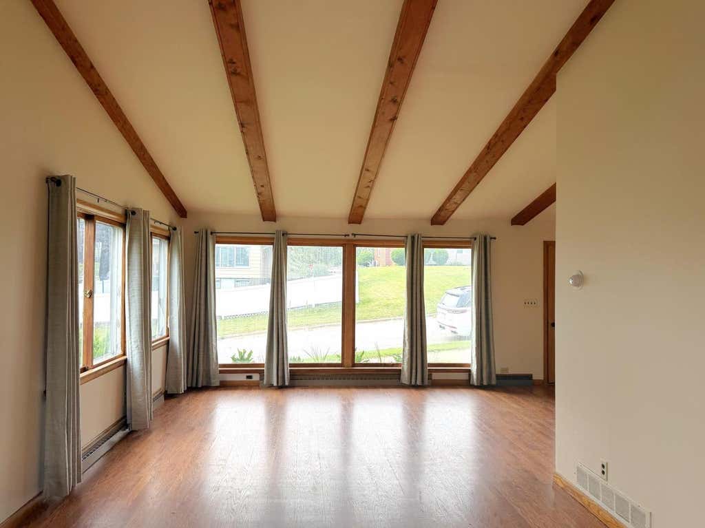 Photo of 814 Hillcrest AVENUE, Wausau, WI 54401 (MLS # 22603685)