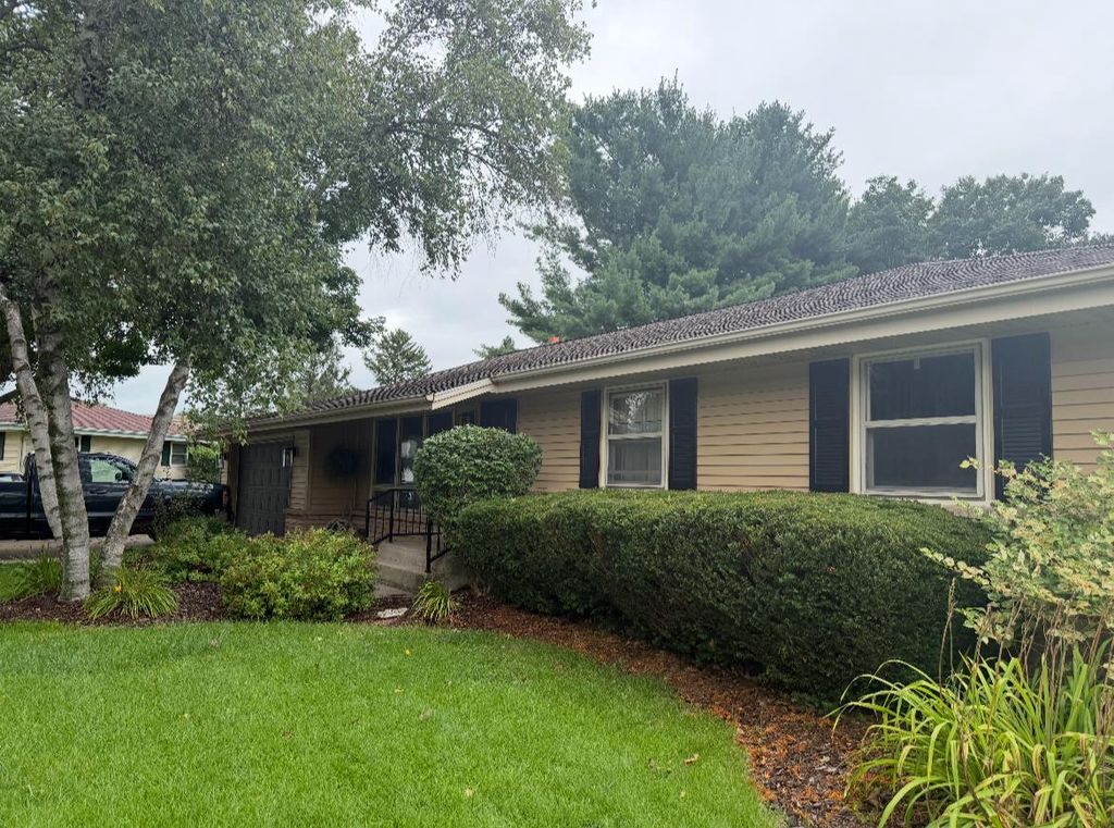 Photo of 2910 Rutledge AVENUE, Janesville, WI 53545 (MLS # 2015483)