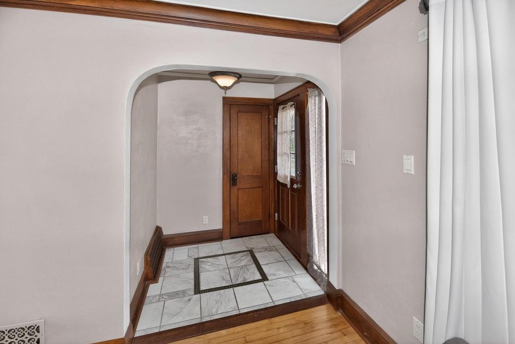 Photo of 1935 E Howard AVENUE, Saint Francis, WI 53235 (MLS # 1963181)