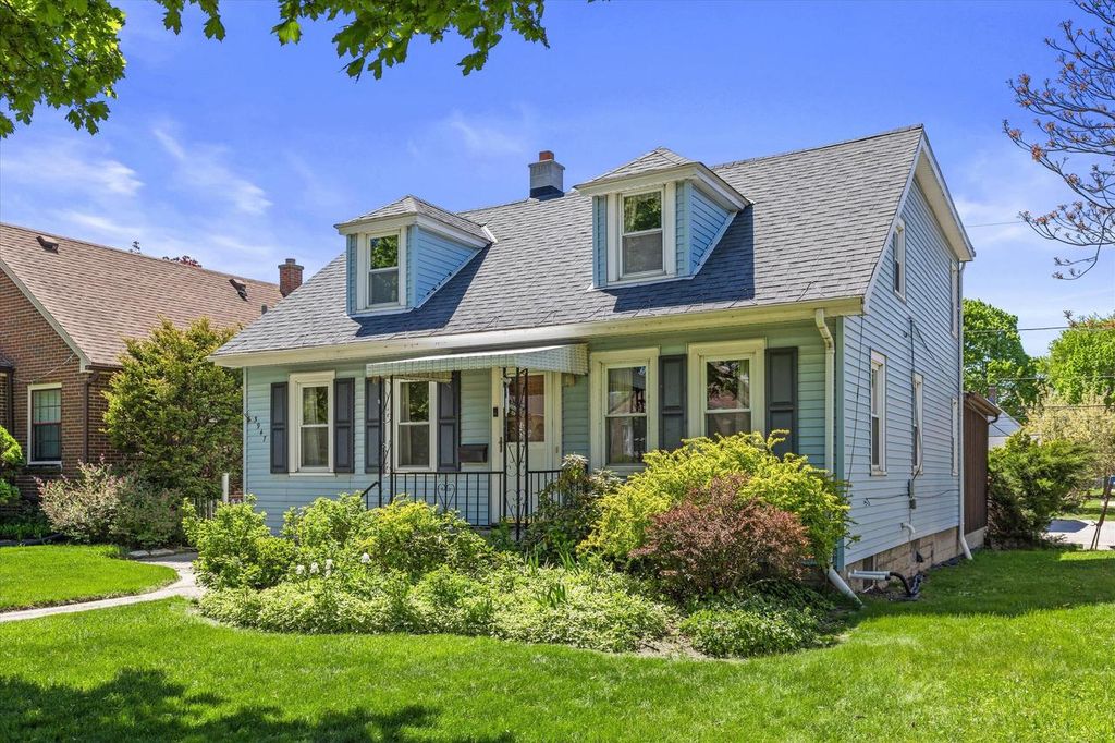 Photo of 3947 S 1st PLACE, Milwaukee, WI 53207 (MLS # 1962728)