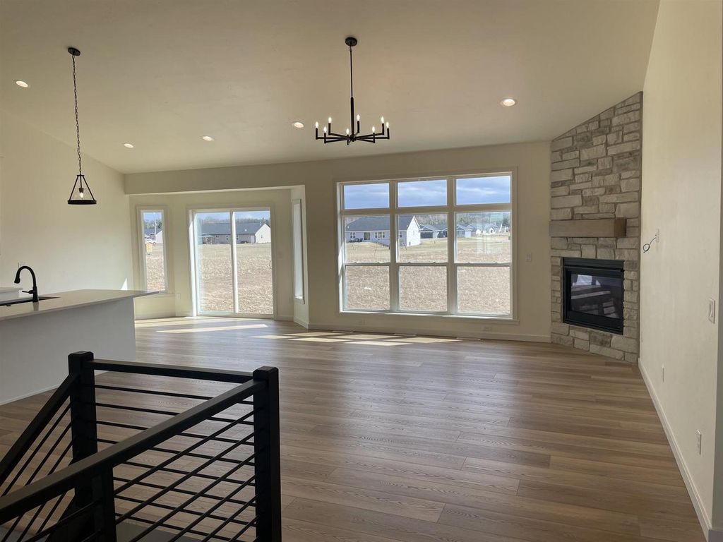 Photo of 3757 Evelyn Rose LANE, Suamico, WI 54313 (MLS # 50323547)