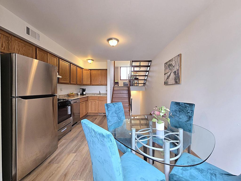 Photo of 1522 Big Bend ROAD #G, Waukesha, WI 53189 (MLS # 1939754)