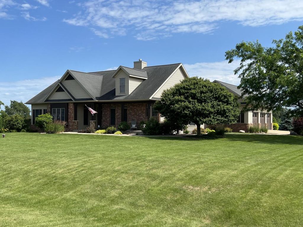 Photo of 4730 N Catawba DRIVE, Milton, WI 53563 (MLS # 1969670)
