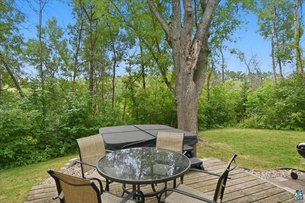 Photo of 55 Billings DRIVE, Superior, WI 54880 (MLS # 6127601)
