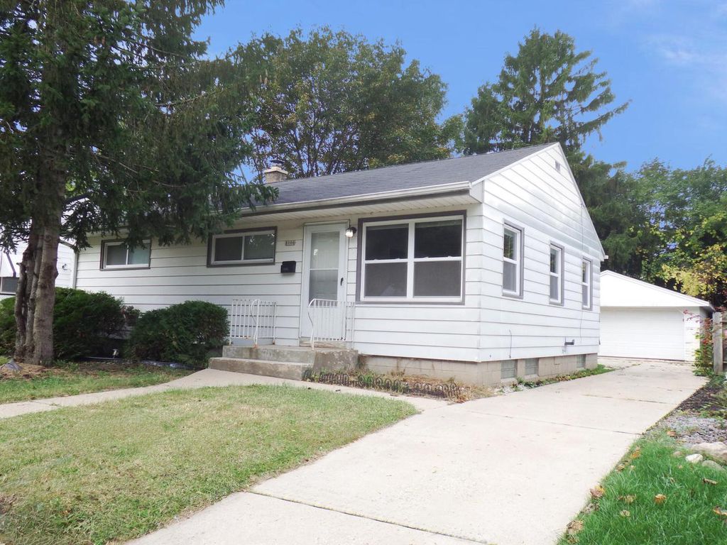 Photo of 8106 W Herbert AVENUE, Milwaukee, WI 53218 (MLS # 1940259)