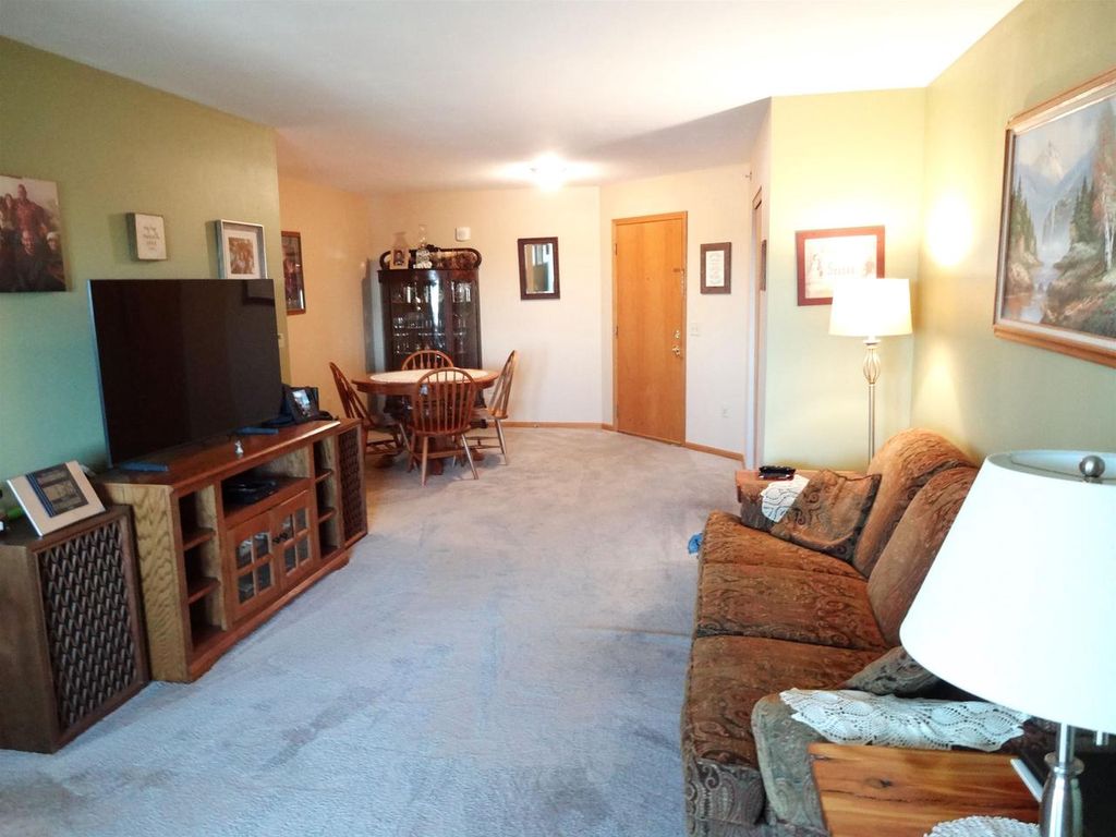 Photo of 102 Prairie Heights DRIVE #406, Verona, WI 53593 (MLS # 2017283)