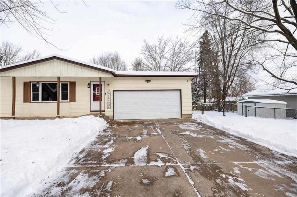 Photo of 2508 E Hamilton AVENUE, Eau Claire, WI 54701 (MLS # 1597510)