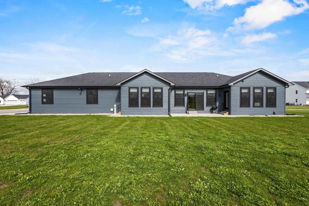 Photo of 1765 Honor STREET, Neenah, WI 54956 (MLS # 50331787)