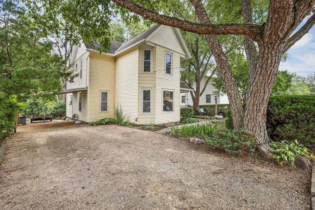 Photo of 230 Boorman STREET, Waterloo, WI 53594 (MLS # 2031981)