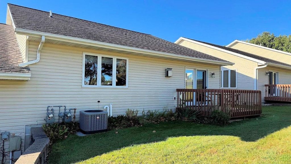 Photo of 1559 N Dewey AVENUE, Reedsburg, WI 53959 (MLS # 2010617)