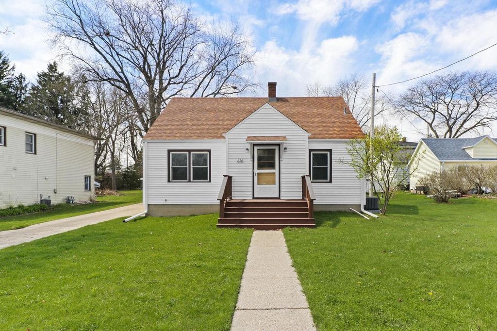 Photo of 616 Werner STREET, Watertown, WI 53098 (MLS # 2020198)