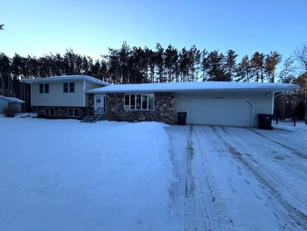 Photo of 2141 Aspen LANE, Plover, WI 54467 (MLS # 22600314)