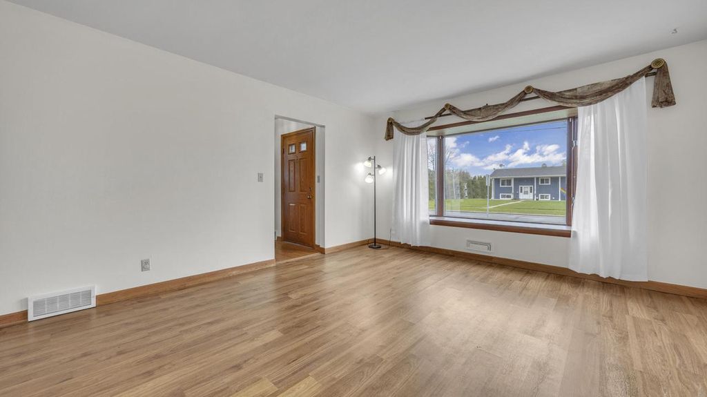 Photo of 20 N National AVENUE, Fond Du Lac, WI 54935 (MLS # 1959876)