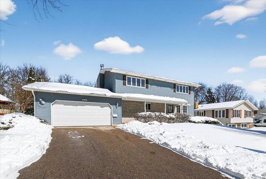 Photo of 5654 Pennwall STREET, Fitchburg, WI 53711 (MLS # 2016408)