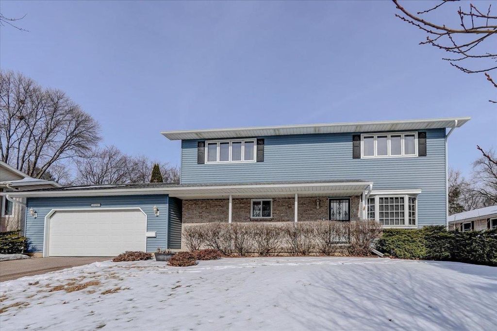 Photo of 5654 Pennwall STREET, Fitchburg, WI 53711 (MLS # 2016408)