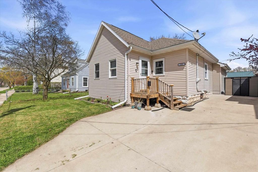 Photo of 508 N Rankin STREET, Appleton, WI 54911 (MLS # 50324511)