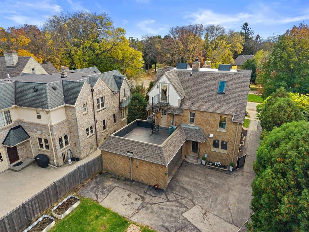 Photo of 1578 E Cumberland BOULEVARD, Whitefish Bay, WI 53211 (MLS # 1984284)