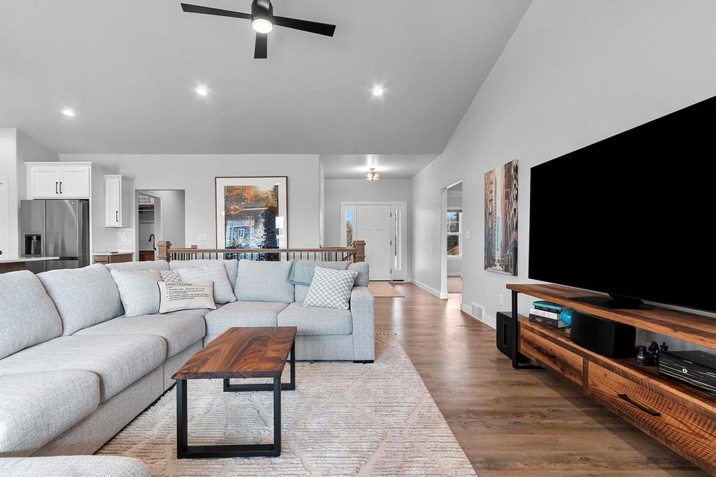 Photo of 2652 Chambers CROSSING, Suamico, WI 54313 (MLS # 50318738)