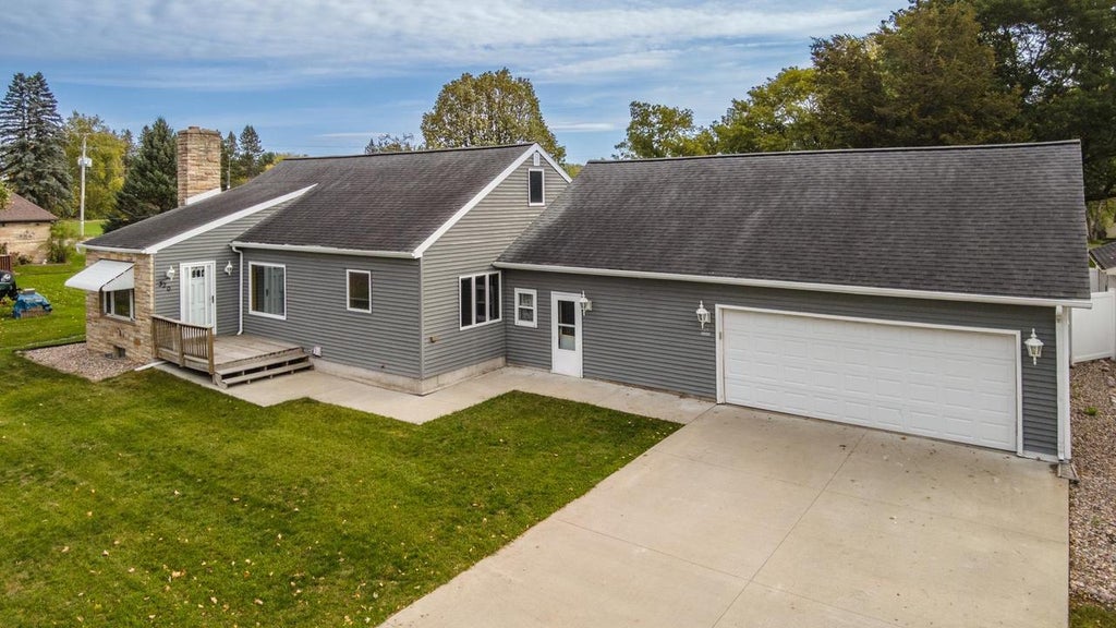 Photo of 320 Blaisdell AVENUE, Hatley, WI 54440 (MLS # 22605009)