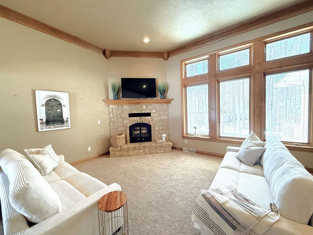 Photo of 448 Harvest ROAD, Green Bay, WI 54302 (MLS # 50320839)