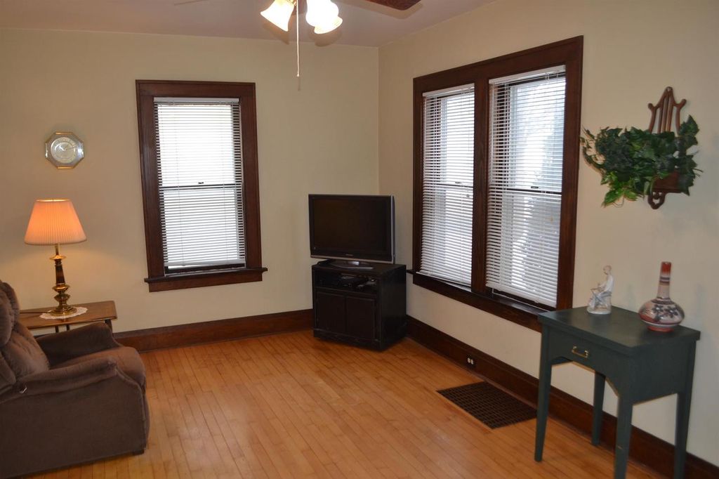 Photo of 209 Seymour STREET, Wausau, WI 54403 (MLS # 22600443)