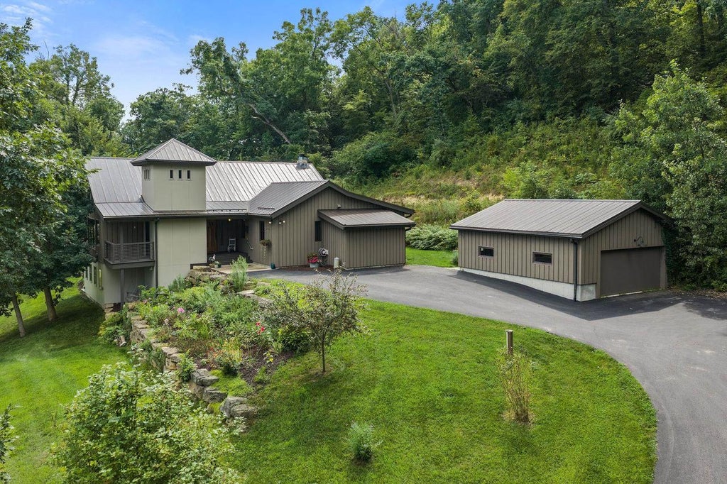 Photo of S11557 Butternut ROAD, Spring Green, WI 53588 (MLS # 2031364)