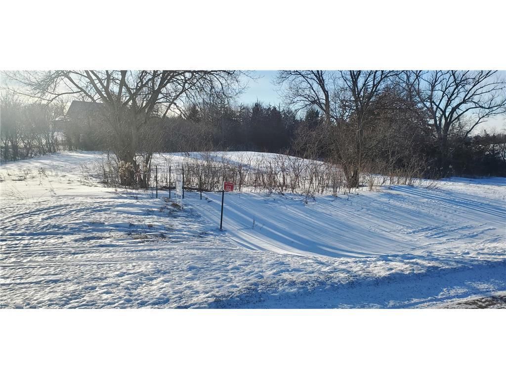 Photo of 1002 Moon Glow ROAD, Hudson, WI 54016 (MLS # 7009808)