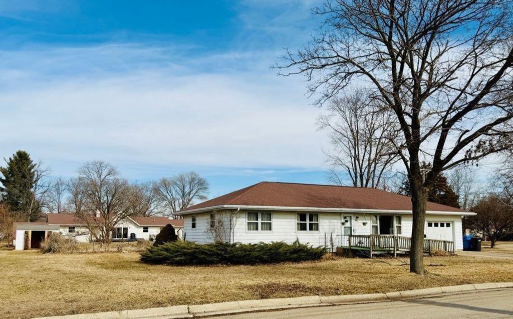 Photo of 501 4th STREET, Brodhead, WI 53520 (MLS # 2017279)