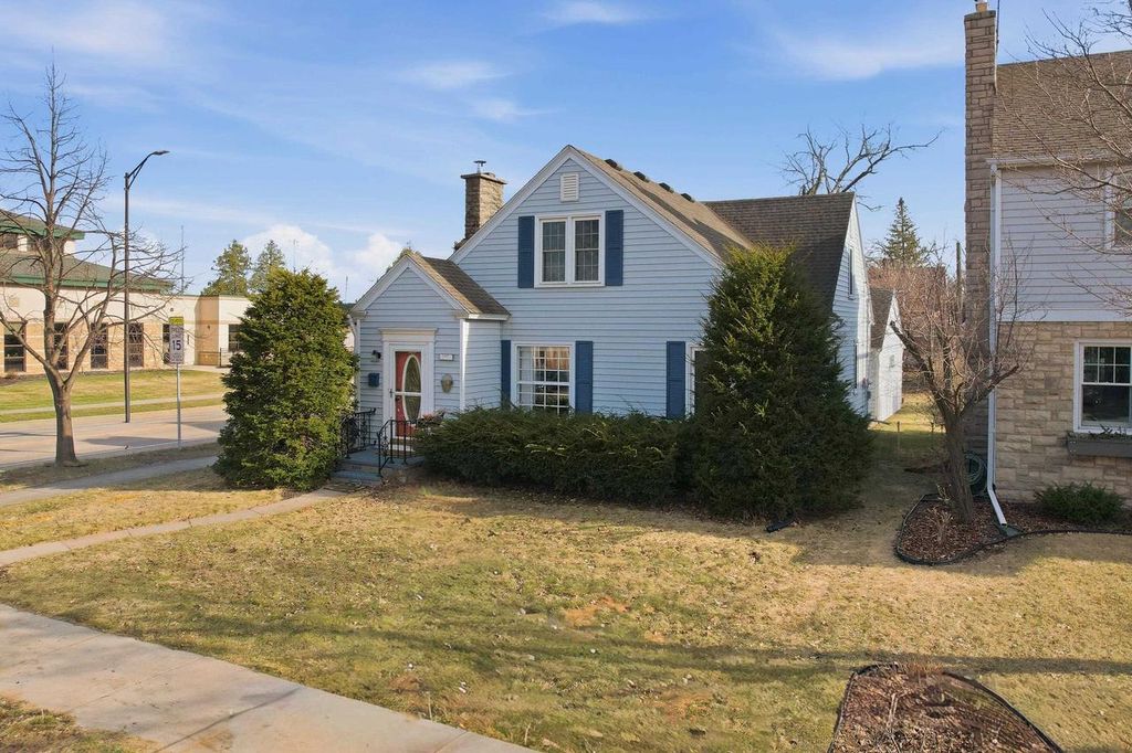 Photo of 2345 Jersey STREET, Stevens Point, WI 54481 (MLS # 22601390)