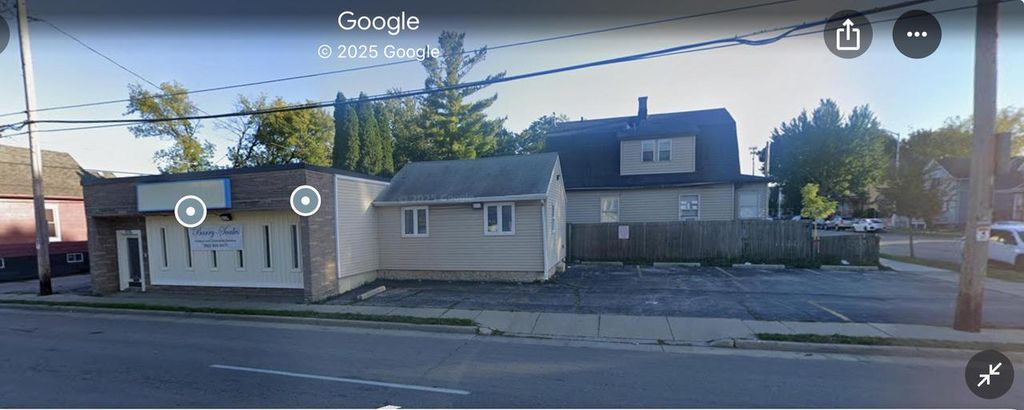 Photo of 1601 Packard AVENUE, Racine, WI 53403 (MLS # 1958684)