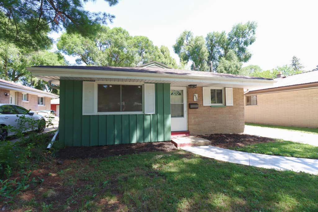 Photo of 6520 N 56th STREET, Milwaukee, WI 53223 (MLS # 1970046)