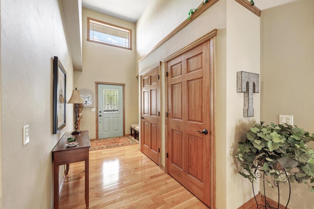 Photo of 1241 Prairie Falcon TRAIL, Green Bay, WI 54313 (MLS # 50324923)