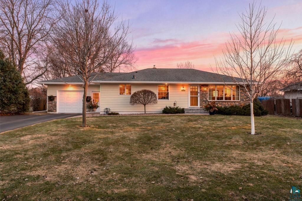 Photo of 190 Lawrence STREET, WI 54021 (MLS # 6124029)