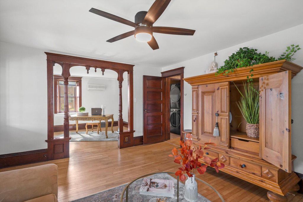 Photo of N86W16387 Appleton AVENUE, Menomonee Falls, WI 53051 (MLS # 1959157)