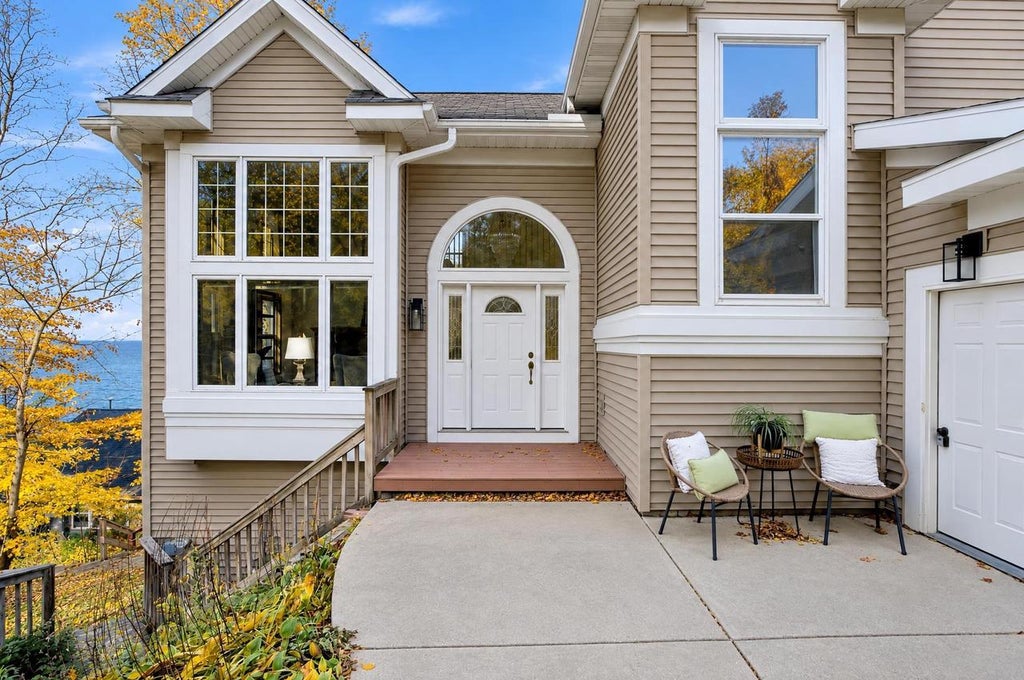Photo of 5181 Edgewater Beach ROAD, Green Bay, WI 54311 (MLS # 50335064)