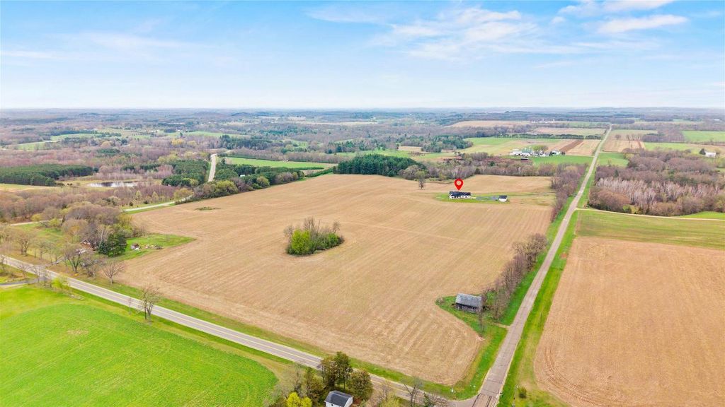 Photo of N7117 Black Creek ROAD, Princeton, WI 54968 (MLS # 2021494)