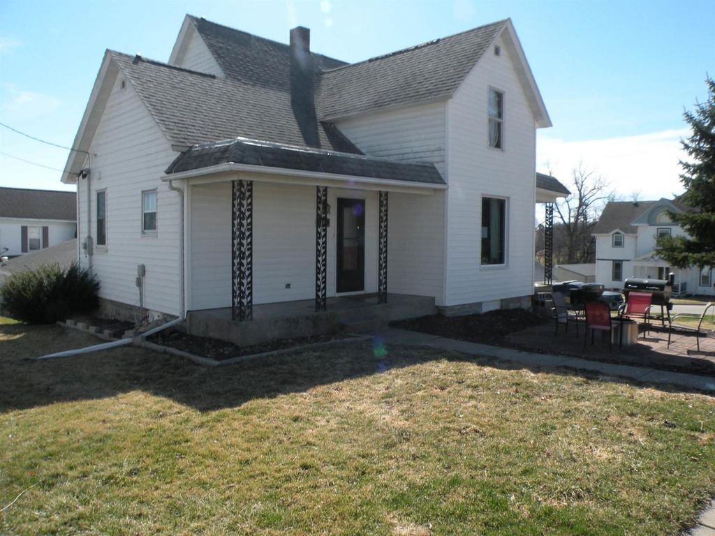 Photo of 110 Prospect STREET, Bloomington, WI 53804 (MLS # 2019067)