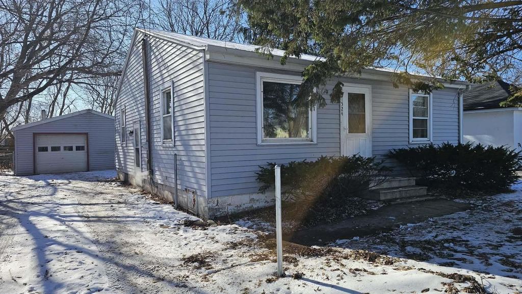 Photo of 1524 Weise STREET, Green Bay, WI 54302 (MLS # 50320705)
