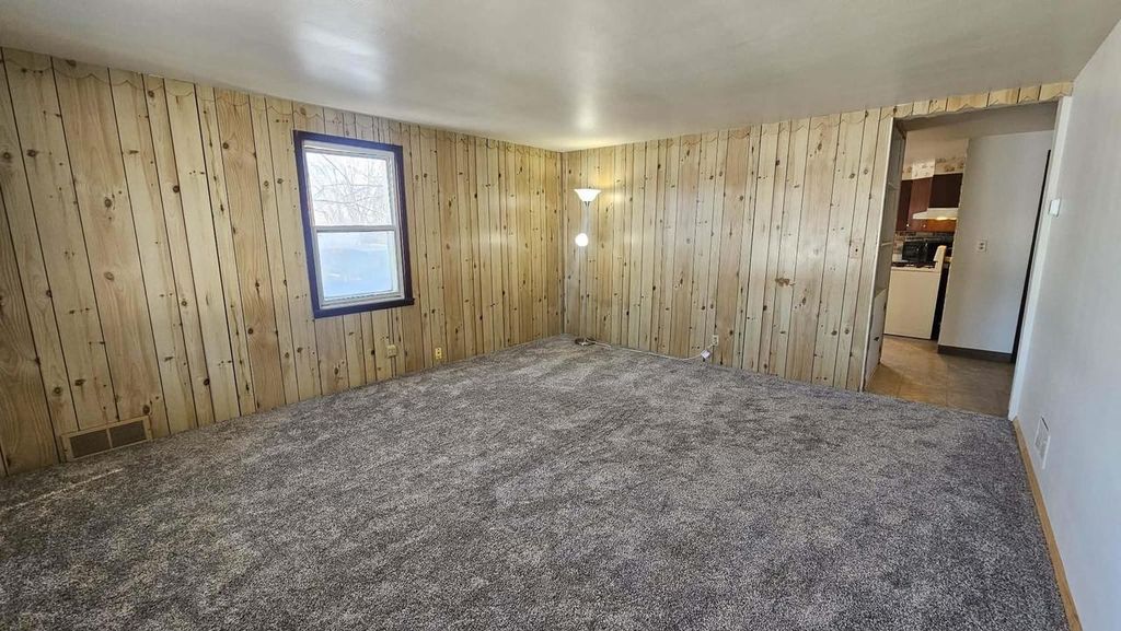 Photo of 1524 Weise STREET, Green Bay, WI 54302 (MLS # 50320705)