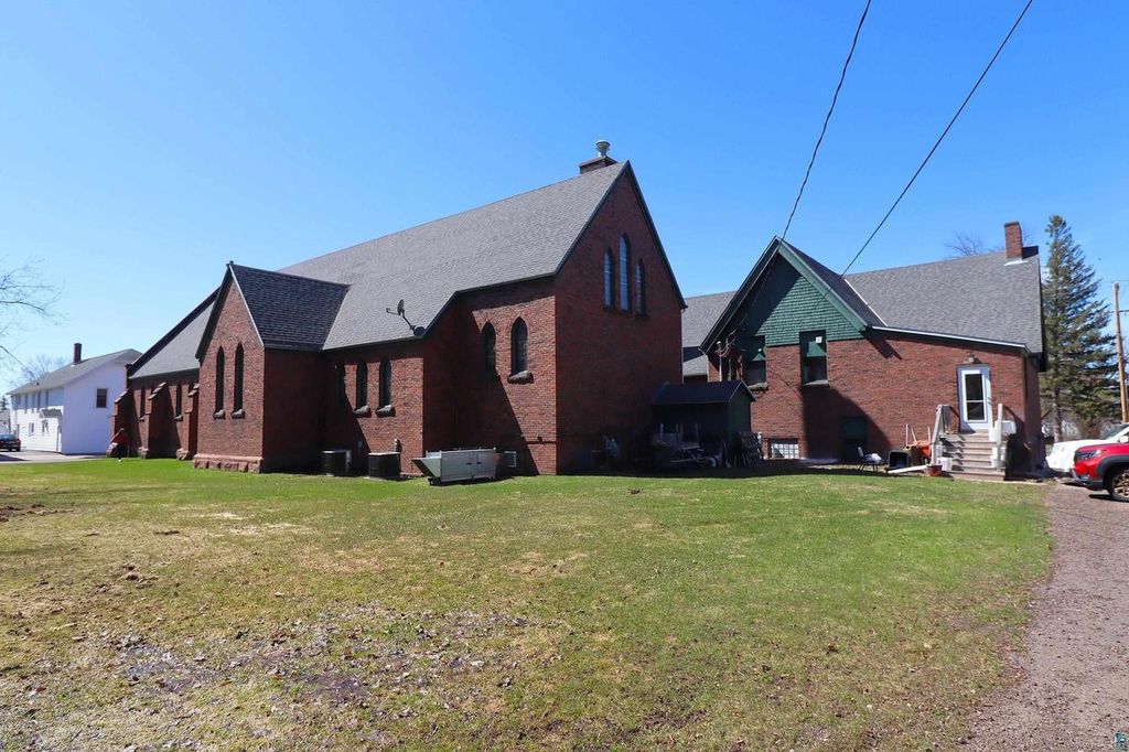 Photo of 620 3rd St W, Ashland, WI 54806 (MLS # 6125260)