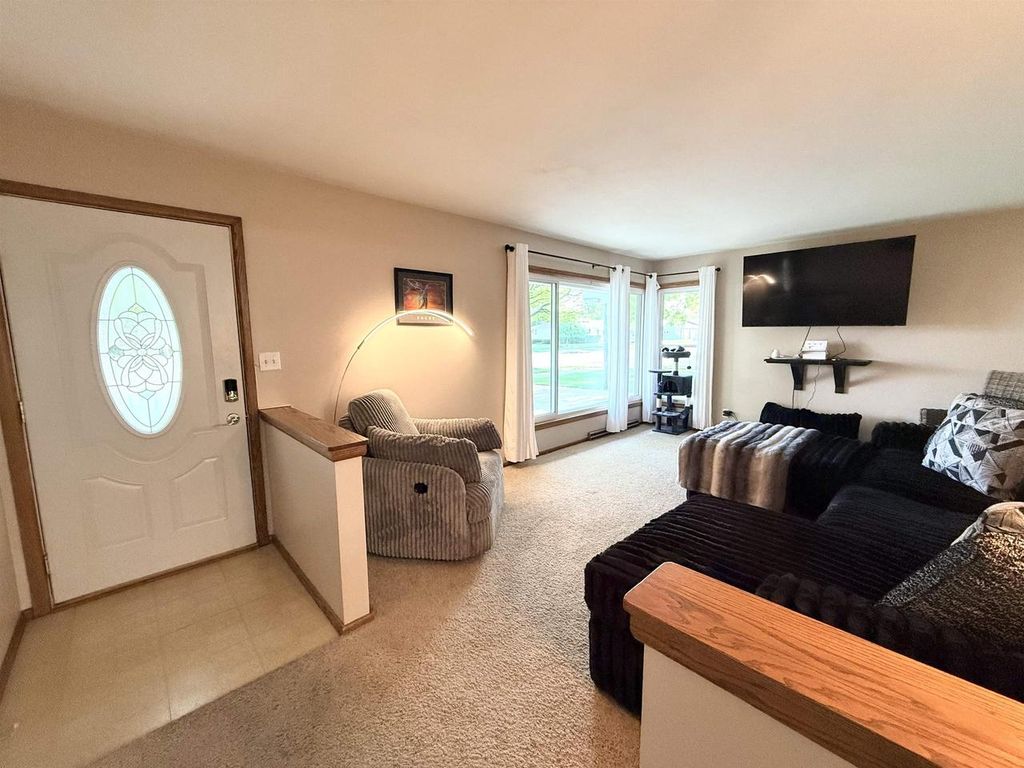 Photo of 2407 Newman STREET, Janesville, WI 53545 (MLS # 2022851)