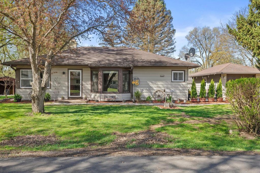 Photo of N6637 Juniper ROAD, Elkhorn, WI 53121 (MLS # 1959128)