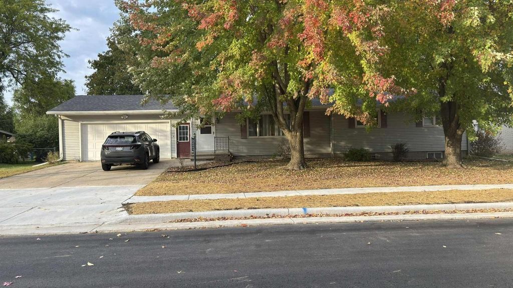 Photo of 1004 Rock AVENUE, Waupun, WI 53963 (MLS # 2010988)