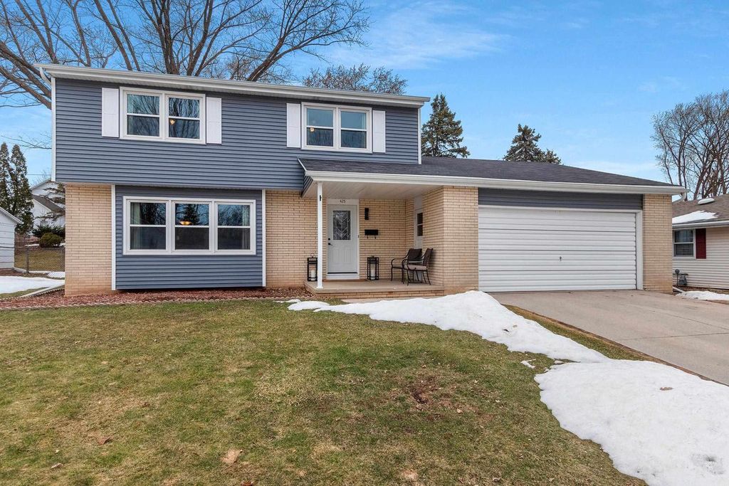 Photo of 425 Saratoga STREET, Green Bay, WI 54303 (MLS # 50322638)