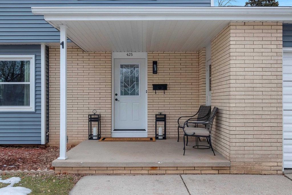 Photo of 425 Saratoga STREET, Green Bay, WI 54303 (MLS # 50322638)