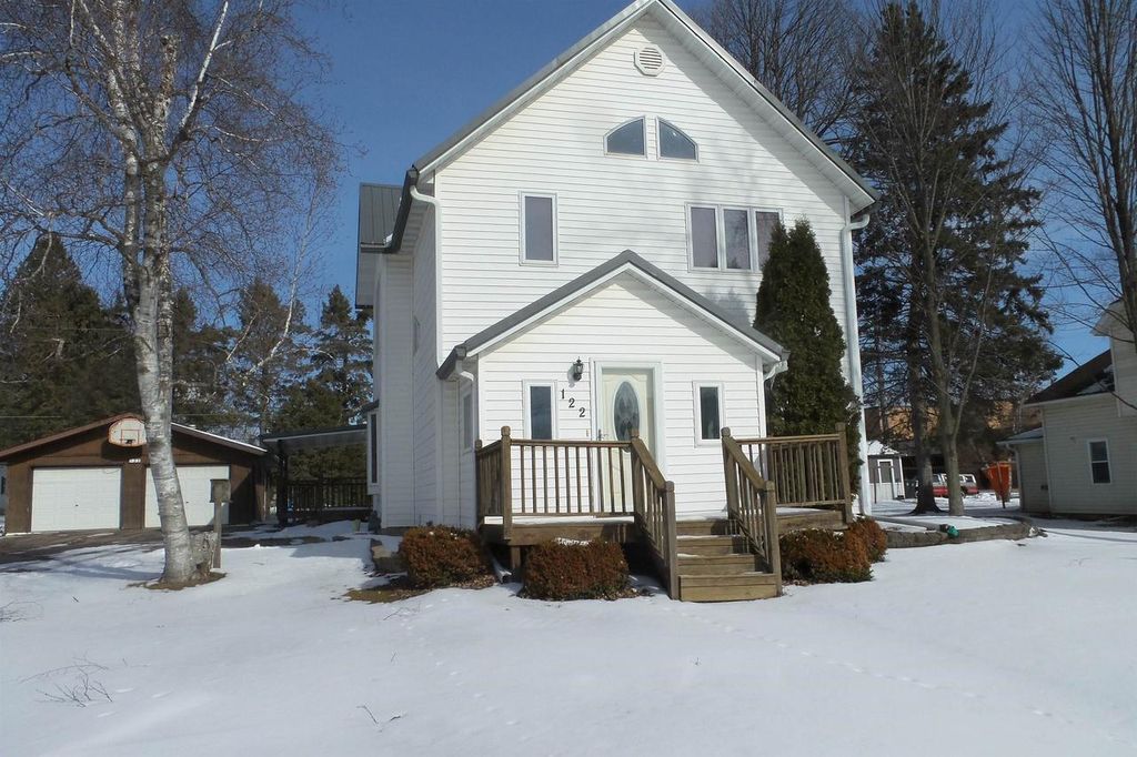 Photo of 112 W Spruce STREET, Abbotsford, WI 54405 (MLS # 22600767)