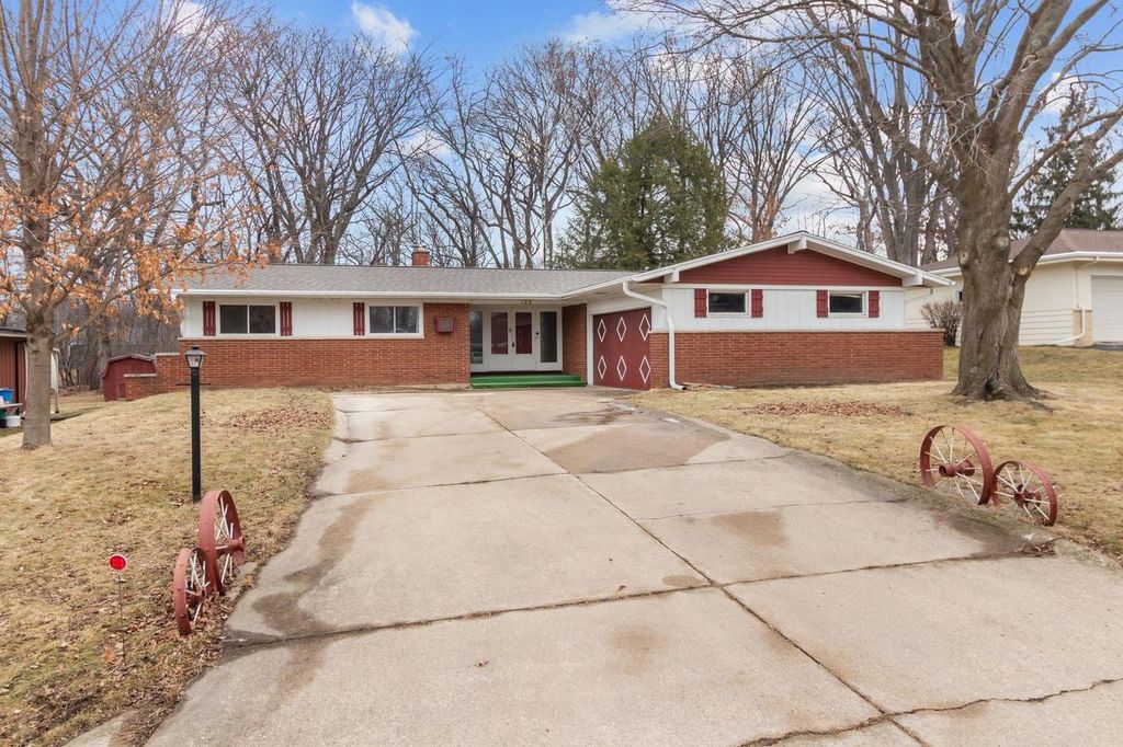 Photo of 422 Eaton STREET, Green Lake, WI 54941 (MLS # 2014528)