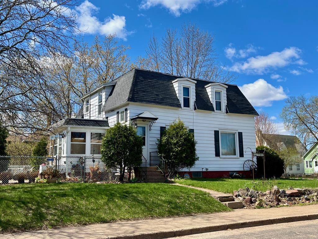 Photo of 1721 Hogeboom Ave #1-2, Eau Claire, WI 54701 (MLS # 1600207)